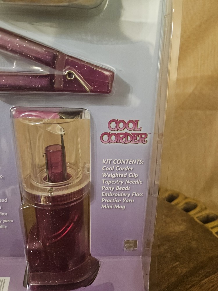 Bond America Cool Corder In-the-loop Mini Mag Automatic Spool KNITTER NOS 2004