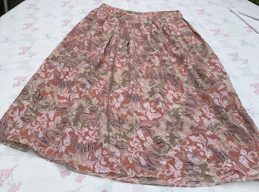 Skirt and top set, mixed size