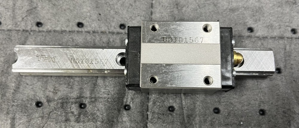 THK HSR15R1SS+140L Linear Guide w/ Rail