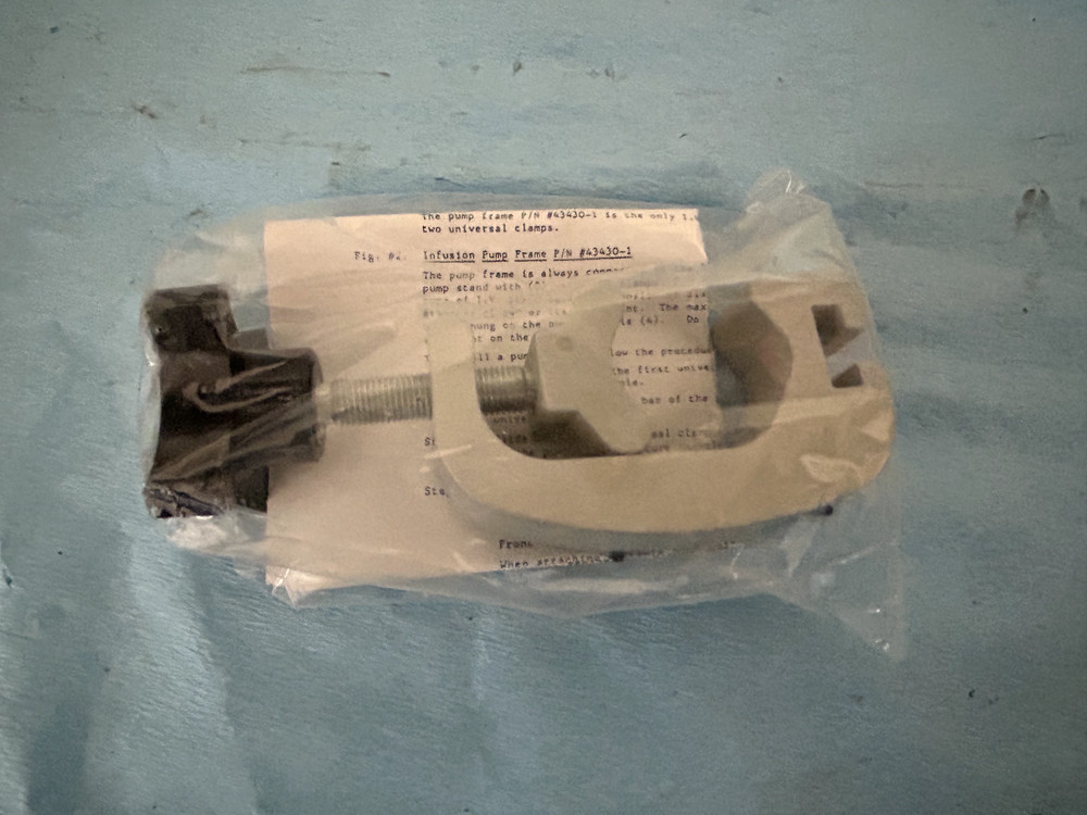 Brewer Universal Clamp with Set Screw 43433