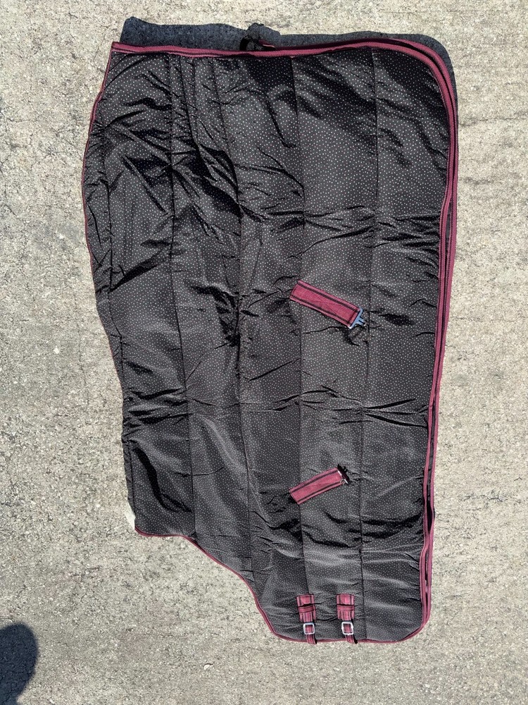 Nice 125CM Horse Blanket . Never Used.