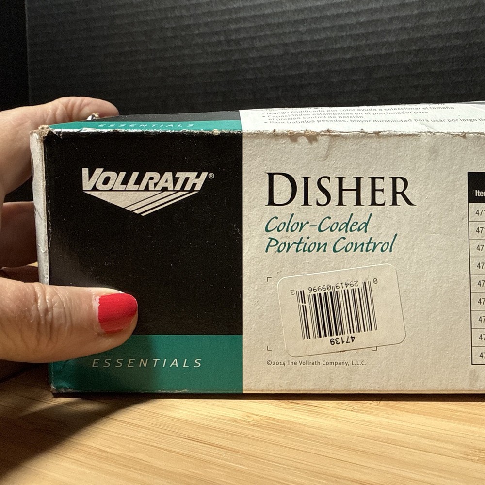 Portion Control Disher White Spring Loaded 5 1/3 oz Portion Control Plate