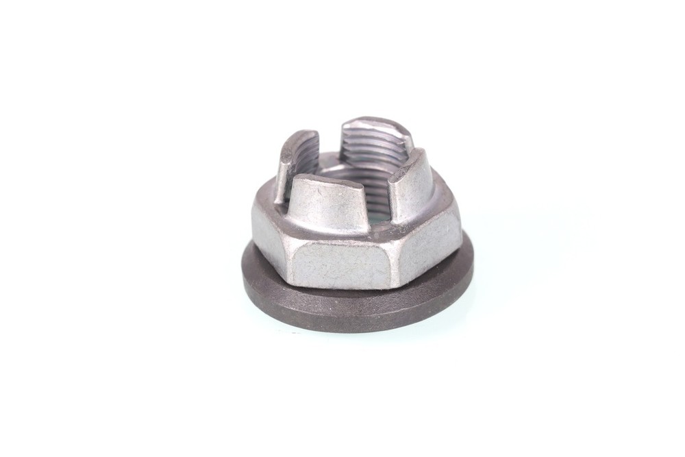 1x Front Hub Nut GH-393960