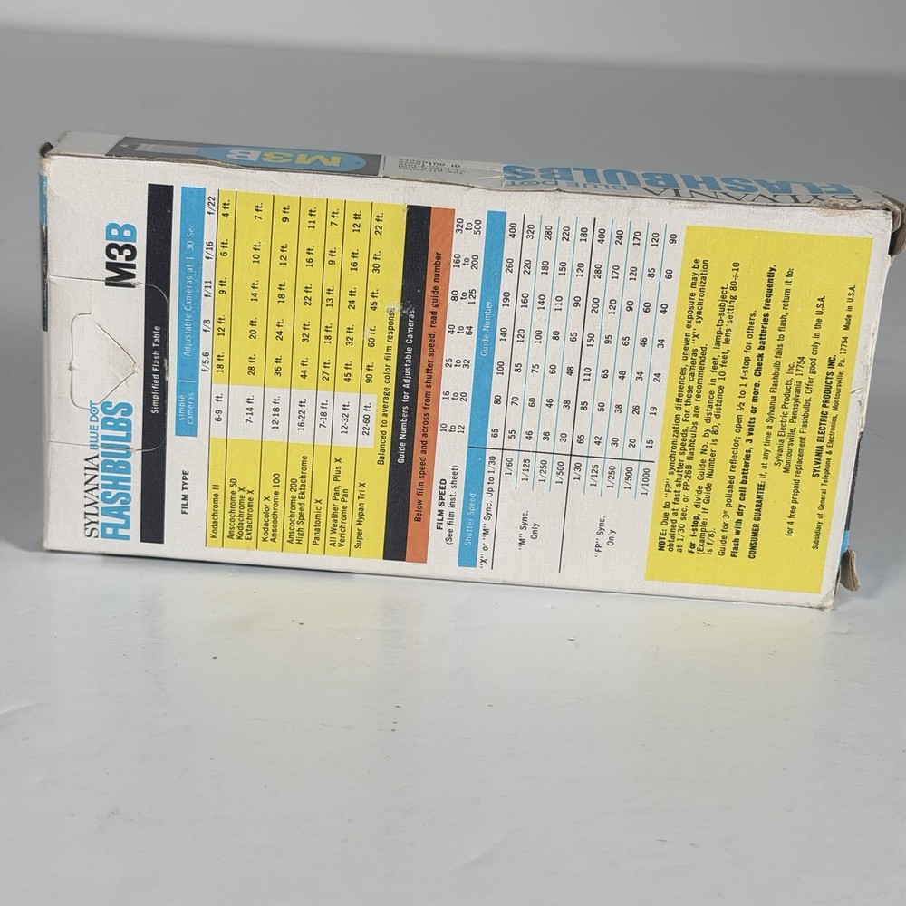 Sylvania Blue Dot Flashbulbs M3B 12-Pack in Original Packaging