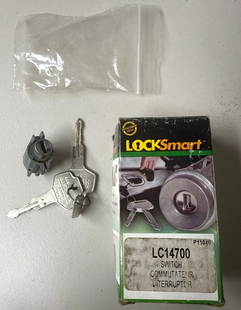 LOCK SMART LC14700 Lock and Keys (Box Damage)