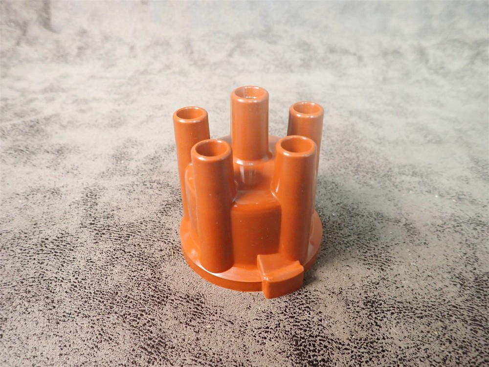 NEW WVE 5D1037 Distributor Cap (BN110)