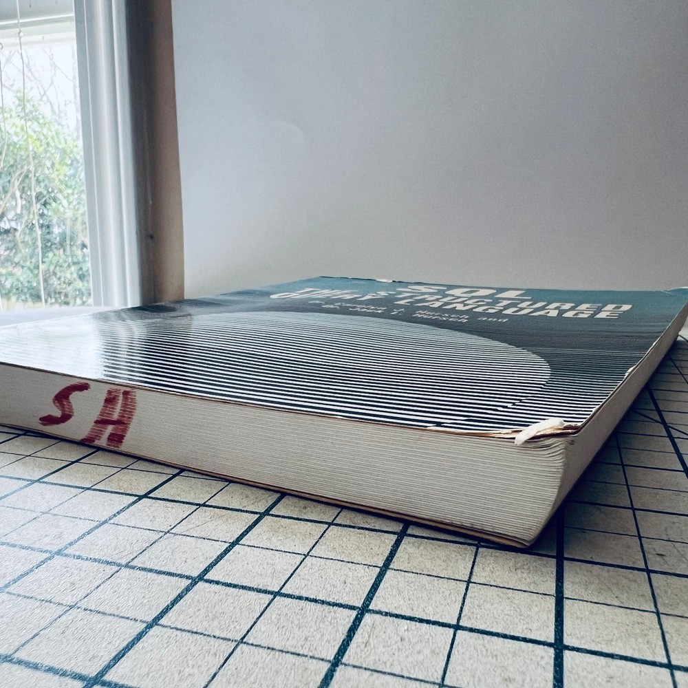 SQL The Structured Query Language Reference Guide 1988 IBM Vintage Computing