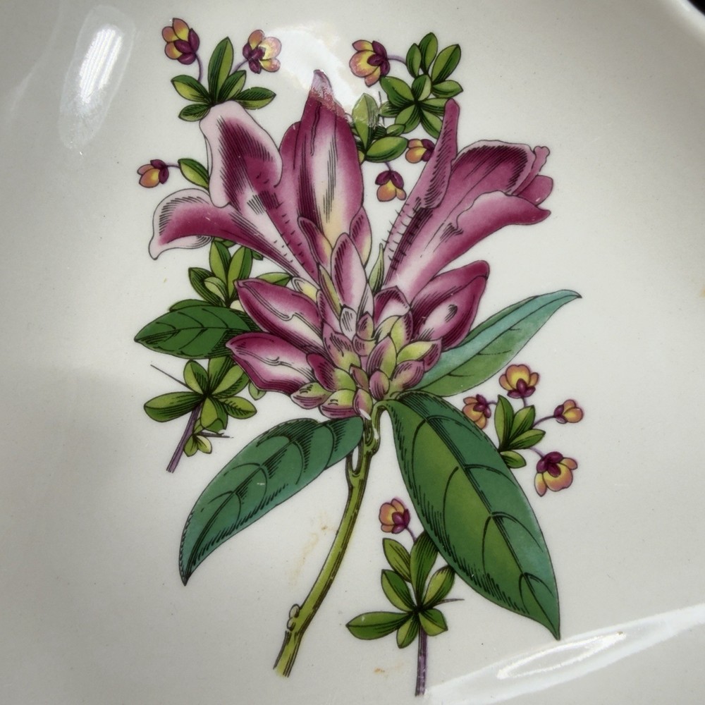 Spode Copeland Wayside Fine Porcelain Triangular Shape Dish Bowl Trinket Dish
