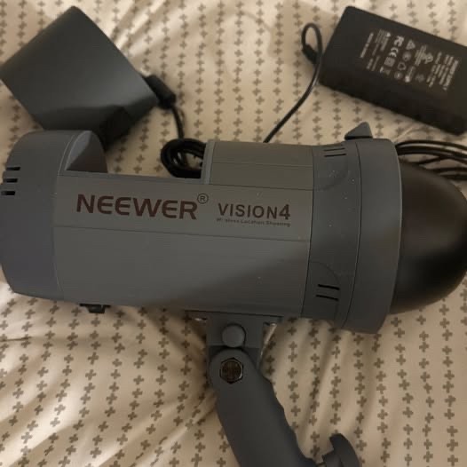 Neewer (Vision4)