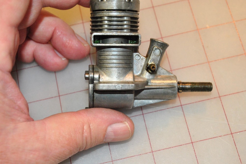 Vintage FOX 25 control line engine. Parts or repair.