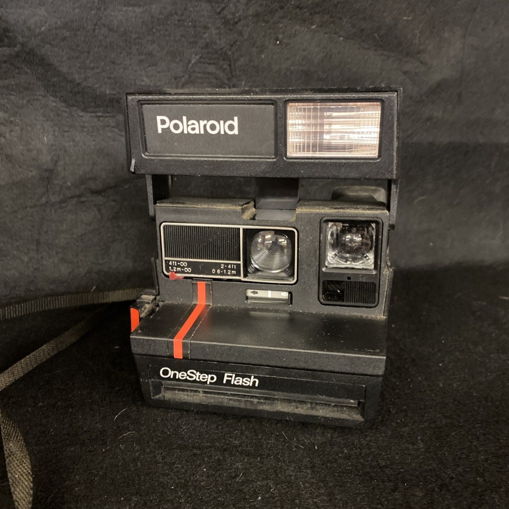 Polaroid 600 One Step Flash Automatic Camera