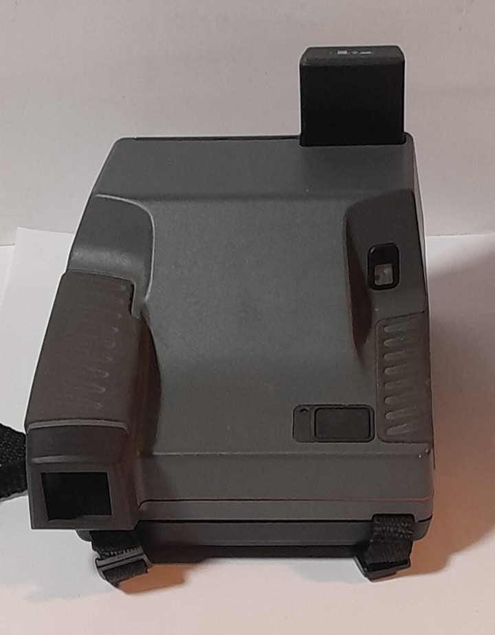Polaroid Impulse Instant Camera Grey 600 With Strap-Untested