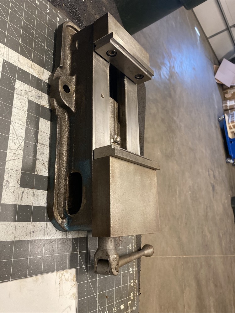 Kurt D675 Precision Machine Vise, 6” jaws, (dd6