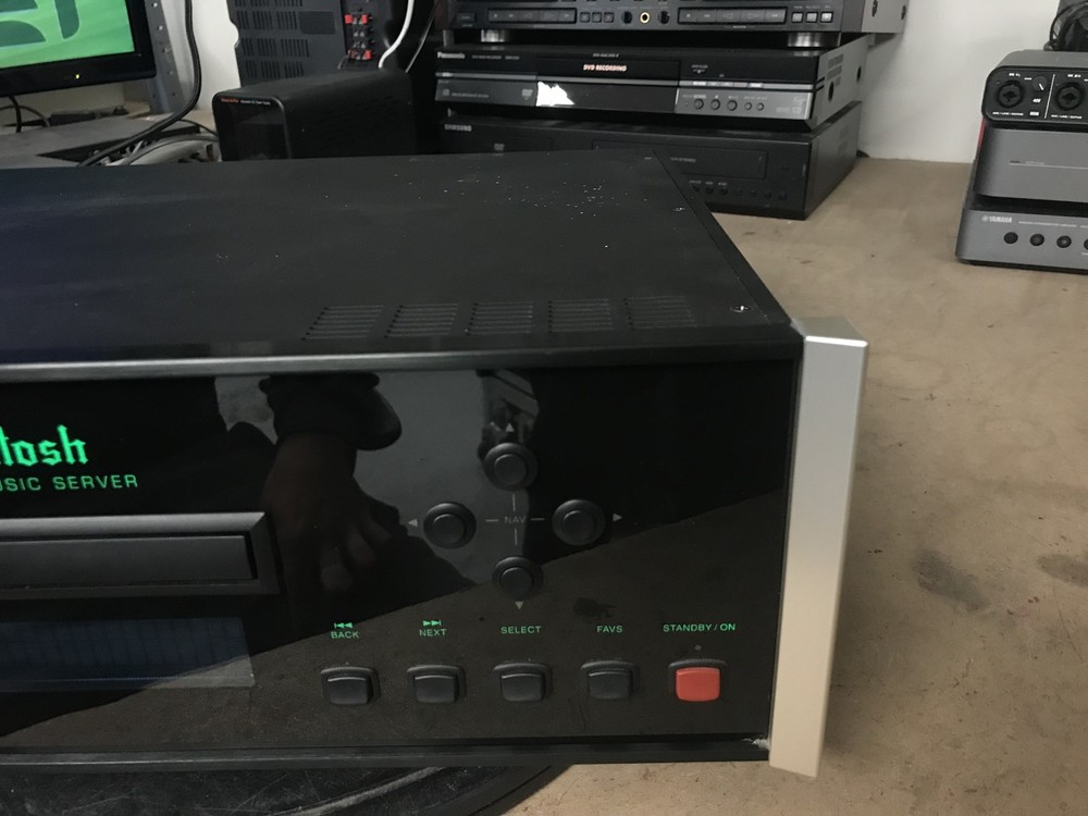McIntosh MS750 Music Server CD Player-Recorder Ethernet XU1150
