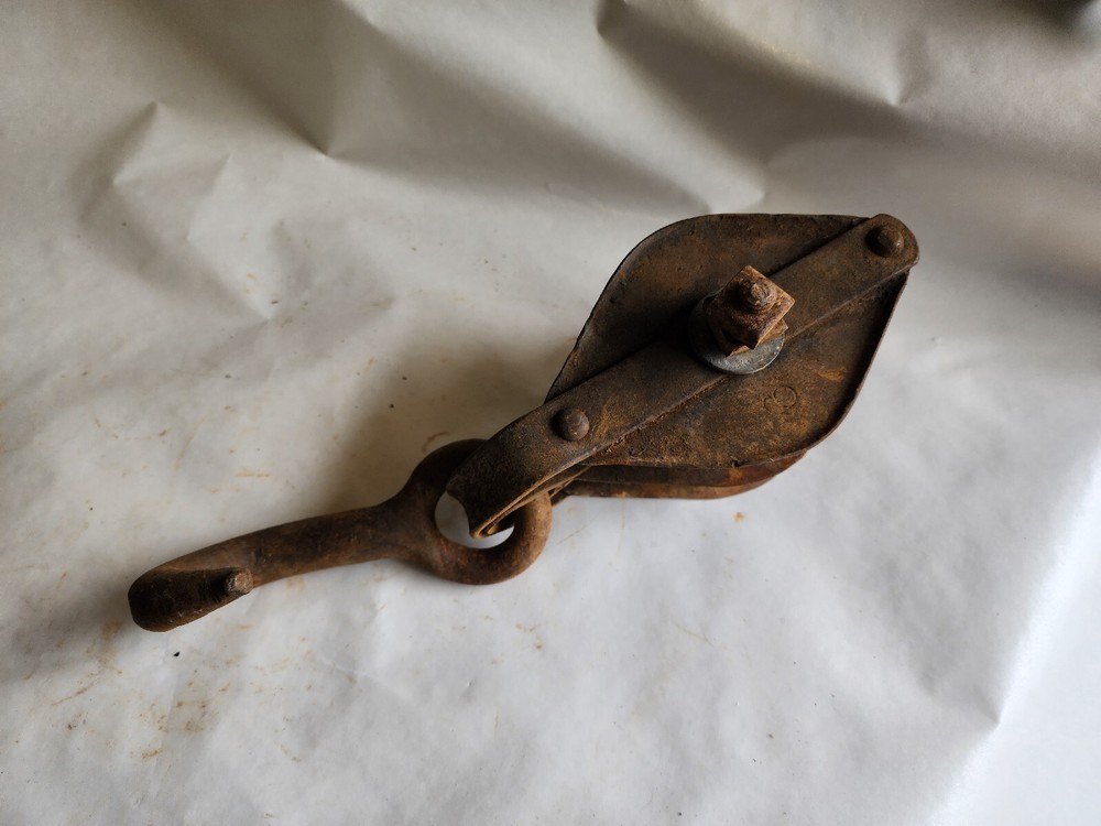 Vintage Steel Rope Double Pulley with Hook Rustic Decor