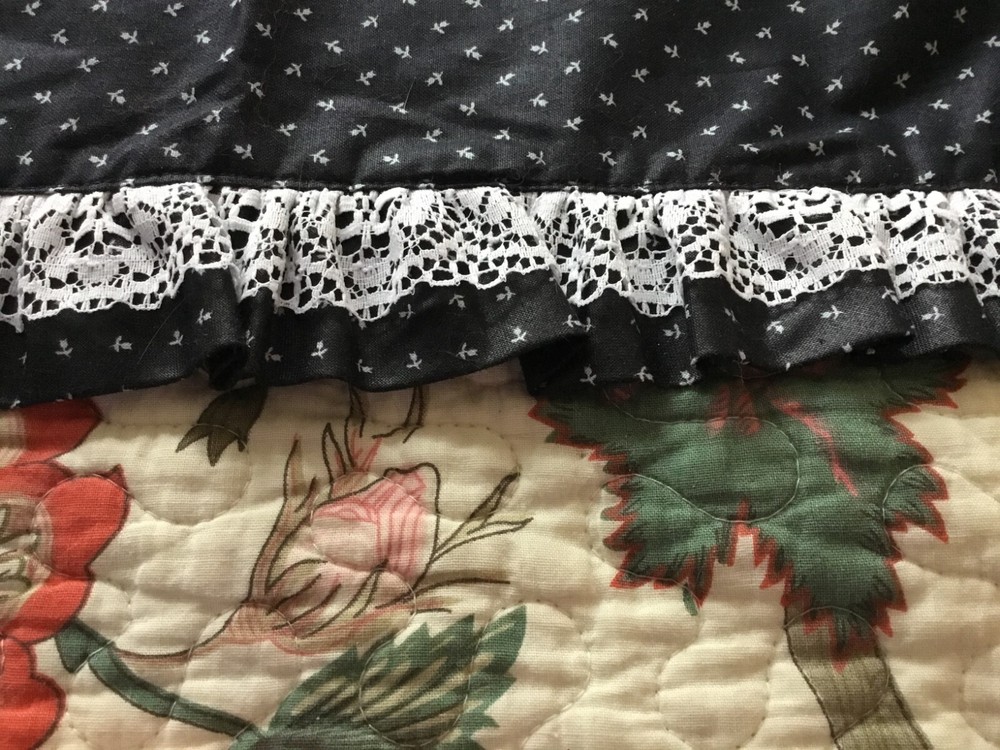 Handmade - Sewing - Square Table Toppers