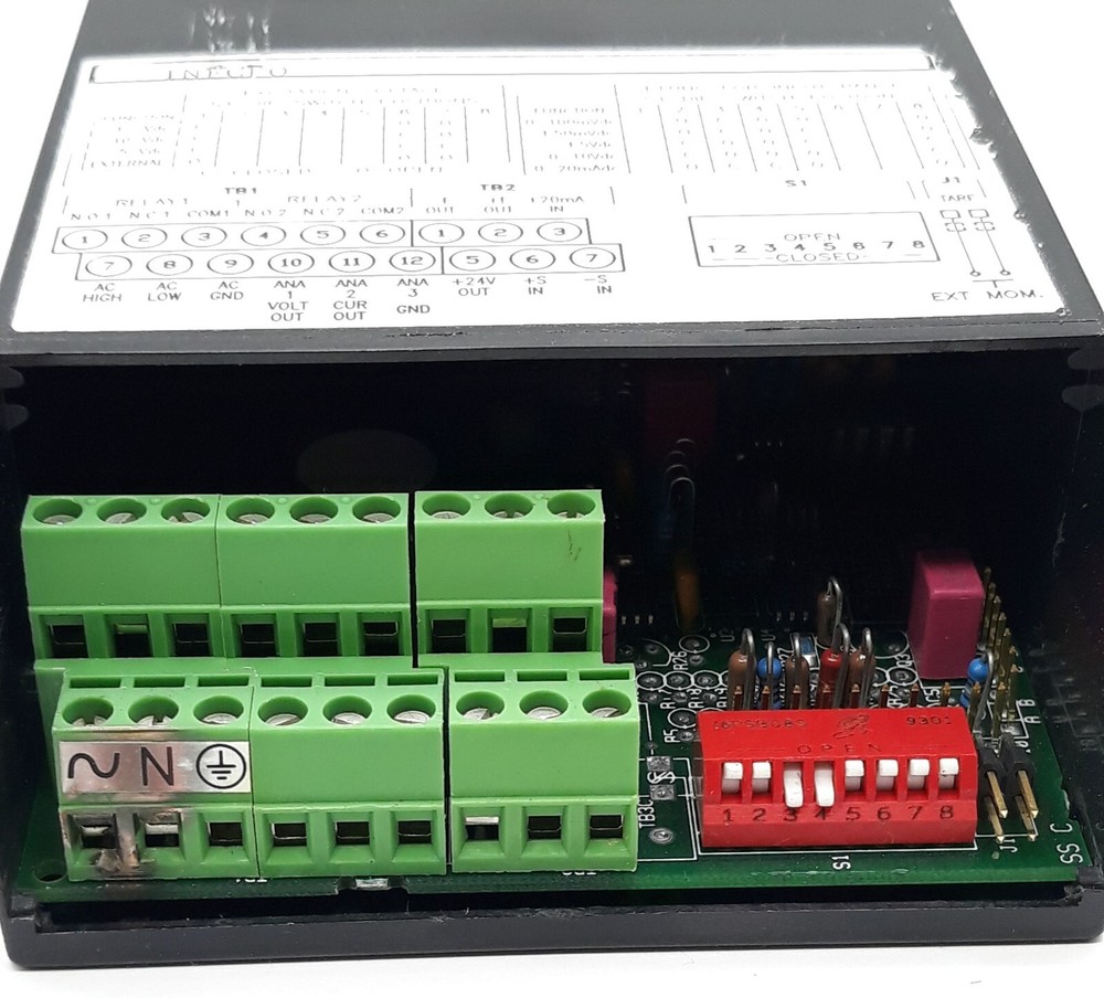 Newport INFCPO 115vacs 6 watts Process Panel Meter