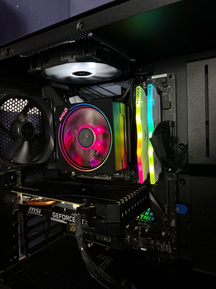 Streaming - Gaming PC *USED*