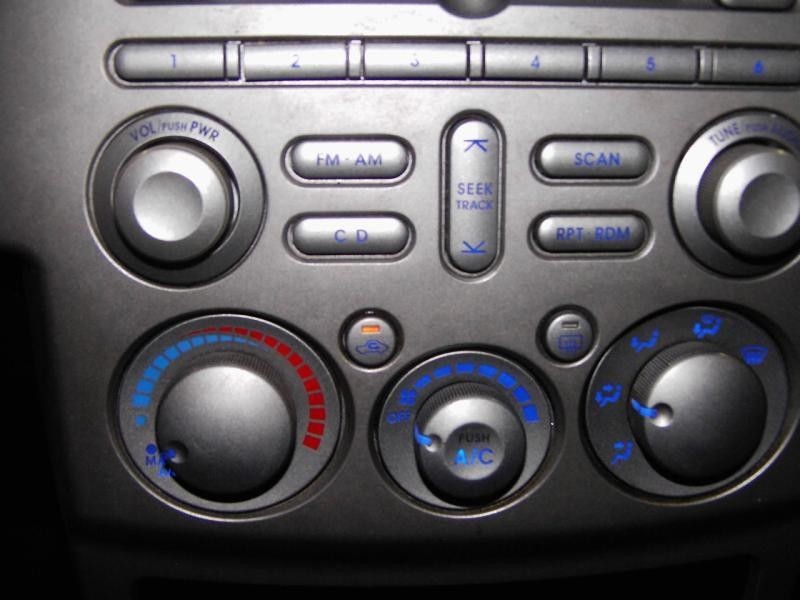 04-05 Endeavor Information GPS TV Screen Front Dash