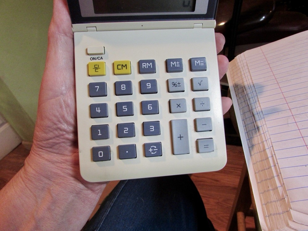 Canon KS-80 Solar Calculator With Instruction Manual & Original Box Display Elev