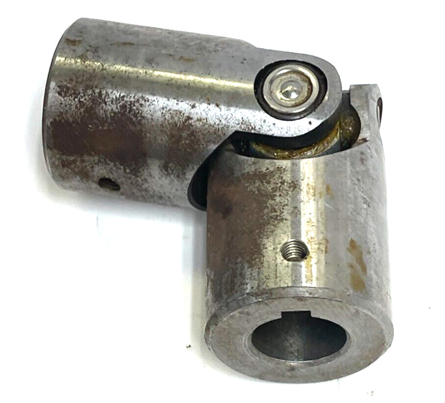 UNKNOWN 90° ANGLE 4-1/4" LENGTH UNIVERSAL JOINT