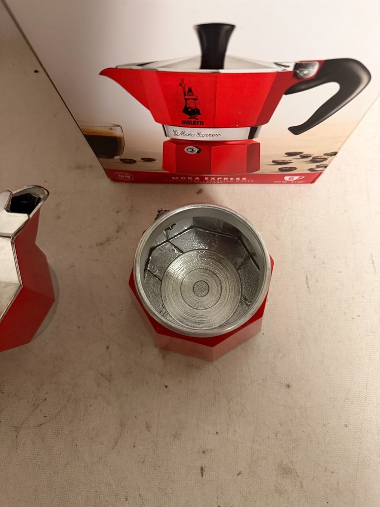 Bialetti Moka Express Coffee Maker - 6 Cup - Red