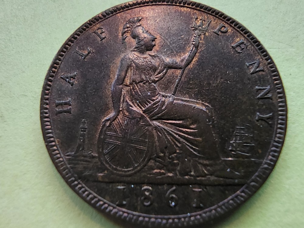 1861 GREAT BRITAIN HALF PENNY 4 BERRIES