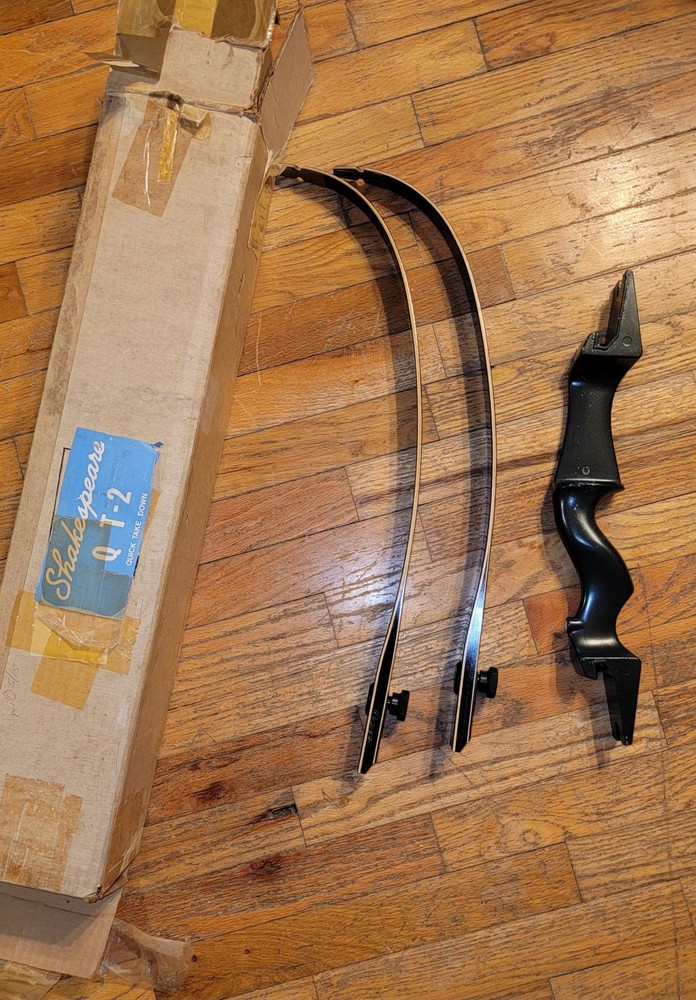 Shakespear Qt-2 Takedown Recurve Bow