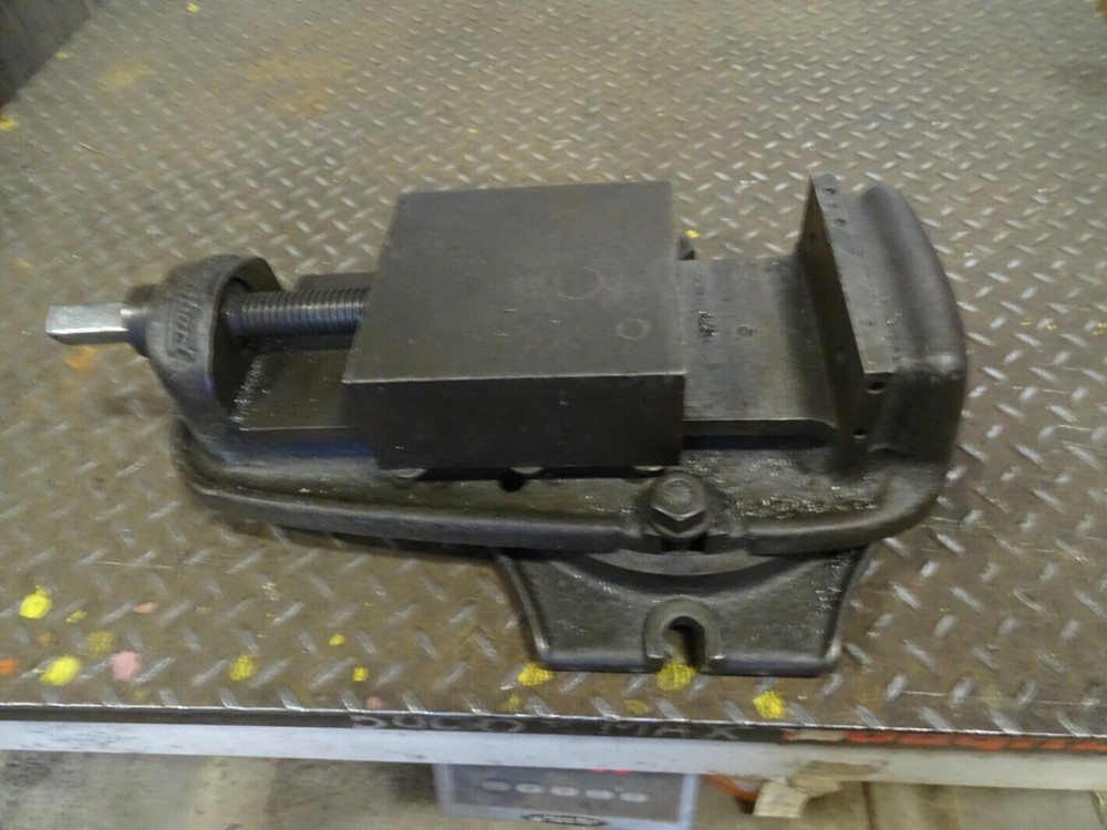 Bridgeport Milling Machine Vise  6" Wide ,