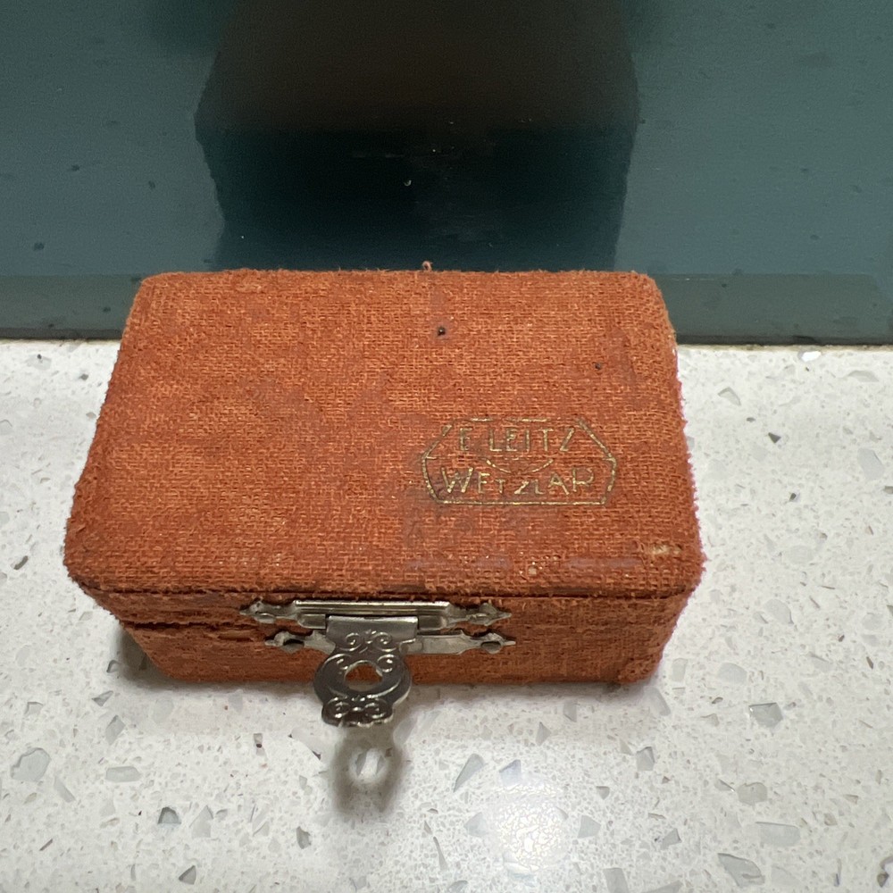 OPTICAL MICROSCOPE PART LEITZ WETZLAR GERMANY RETICLE OPTICS With box