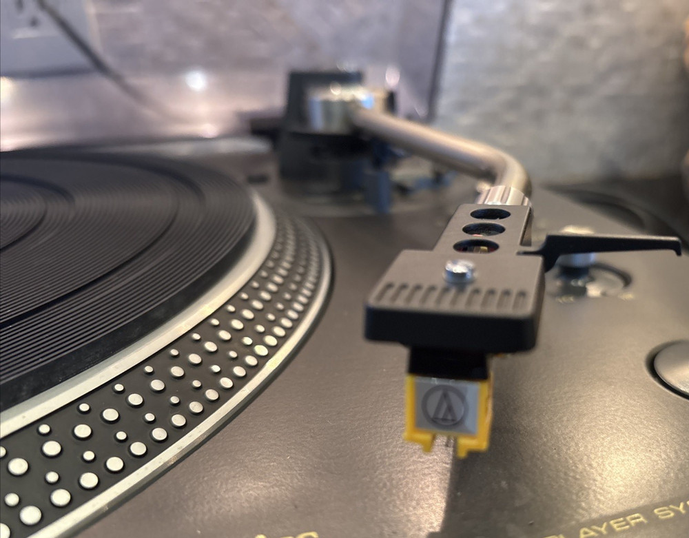 Technics SL-1310 Direct Drive Automatic Turntable Shure Cartridge Stylus