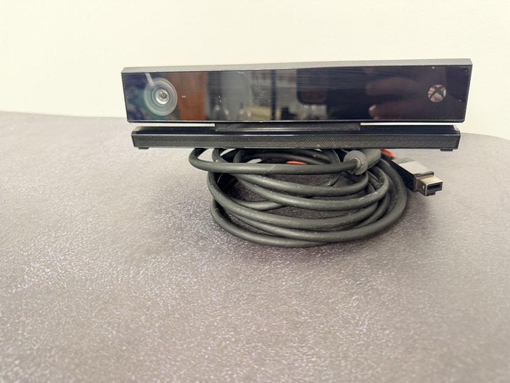 Microsoft Xbox One Kinect Sensor - Black - Pre Owned
