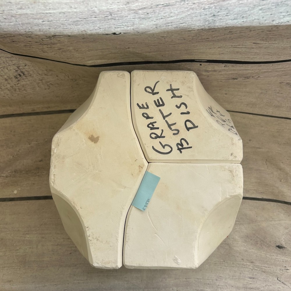 Dru's Molds Ceramic Slip Casting Mold Grape Butter Dish #G-408