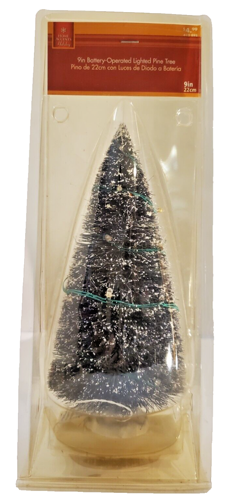 HOME ACCENTS CHRISTMAS BUNDLE 21 Pine Trees, 1 Lighted Pine Tree & 2 Lamp Posts