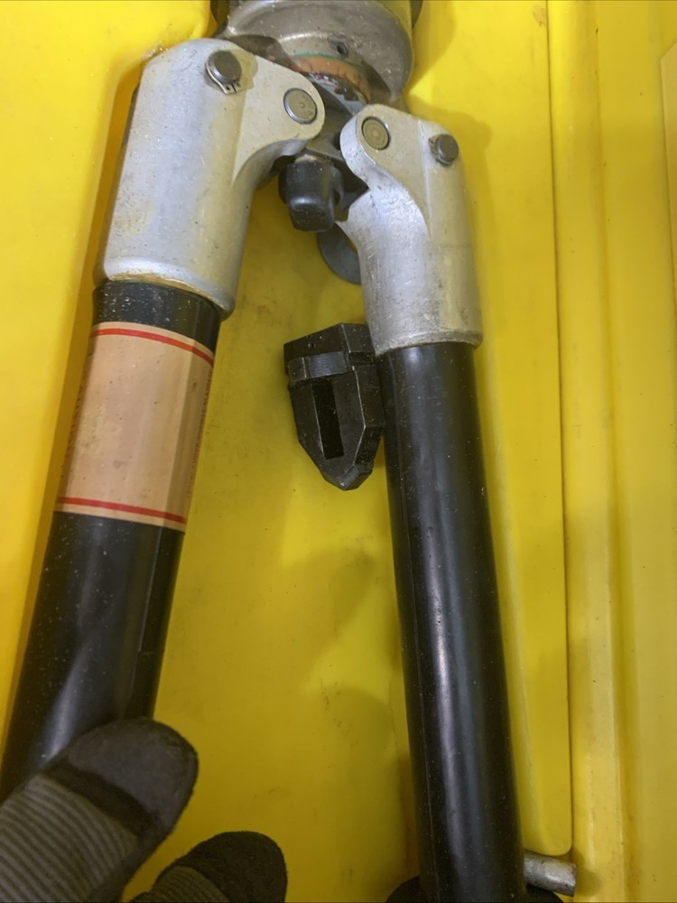 Square D VC6-L Hydraulic Compression Tool, Lug Crimping Tool