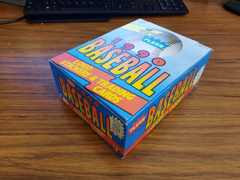 1990 Fleer Baseball Wax Box (36 Packs)