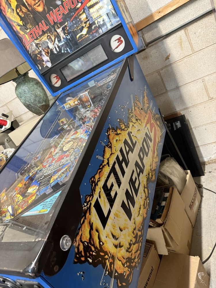 Lethal Weapon 3 1992 DATA EAST Pinball Machine GREAT Condition
