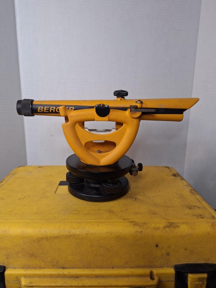Berger instruments Model 140BU Transit Level