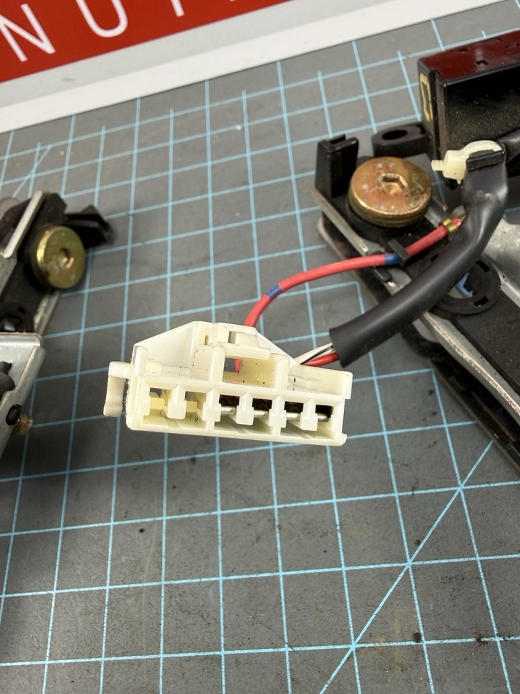 1996-2002 4runner Cruise Control Switch