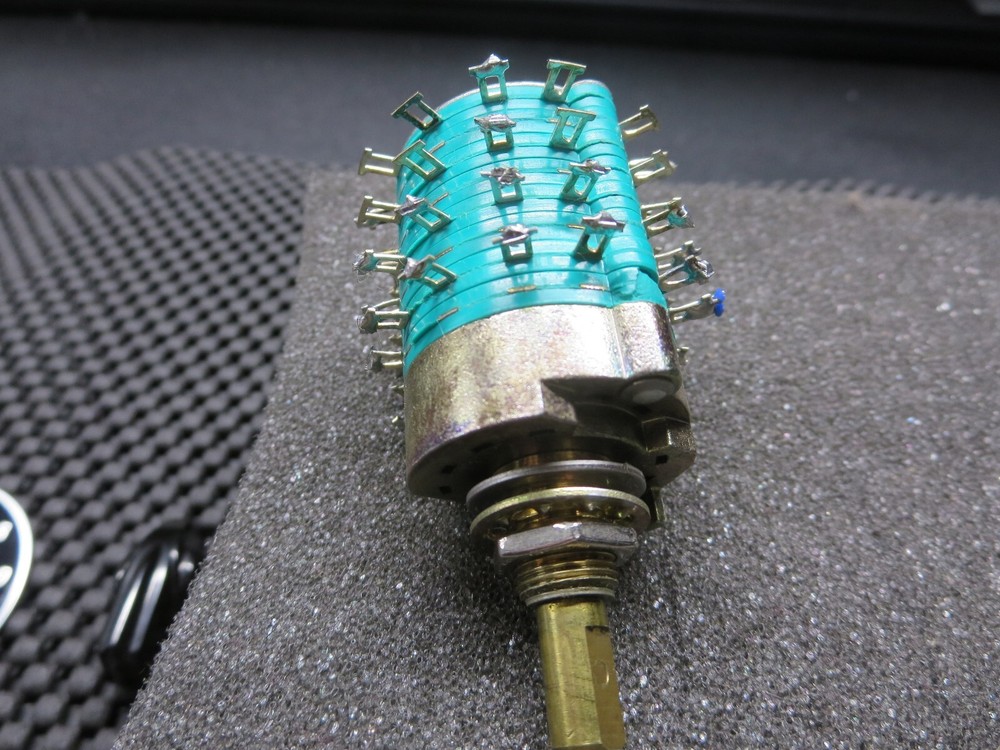 Electroswitch C4D0412N-A Rotary Switch 4 Position 12 Pole See Description