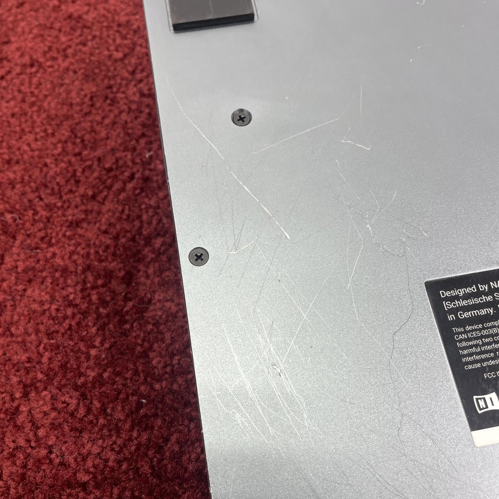 Native Instruments MASCHINE+ Plus HW Standalone Drum Sampler Controller *VIDEO