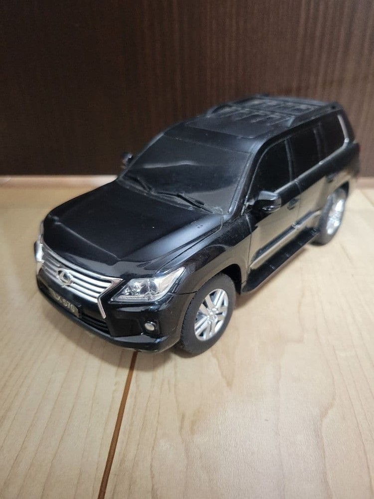 Lexus LX 570 remote control car black