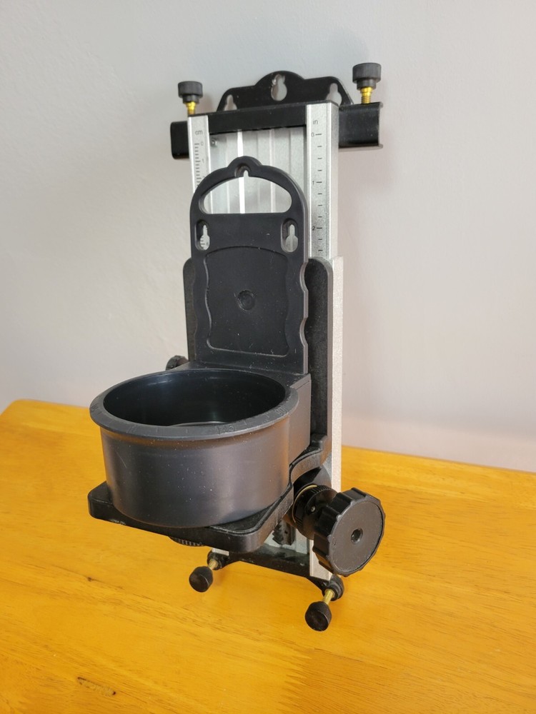 Johnson Level & Tool Laser Level Wall And Ceiling Mount