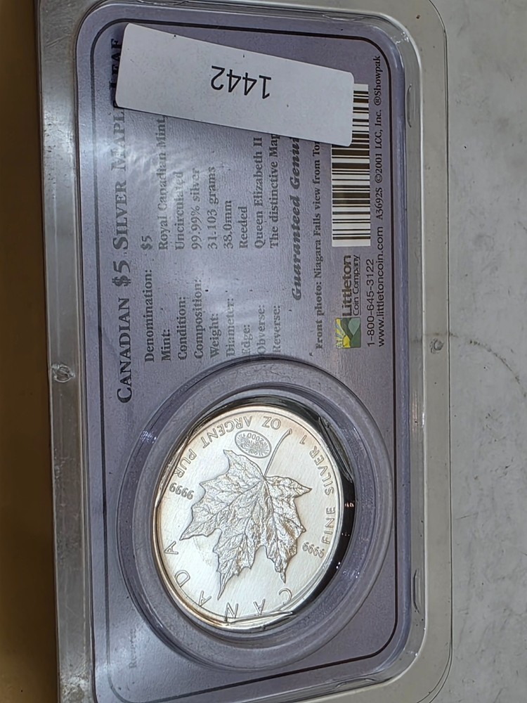 2000 Canada 1 oz Silver Maple Leaf Millennium Privy  Sealed