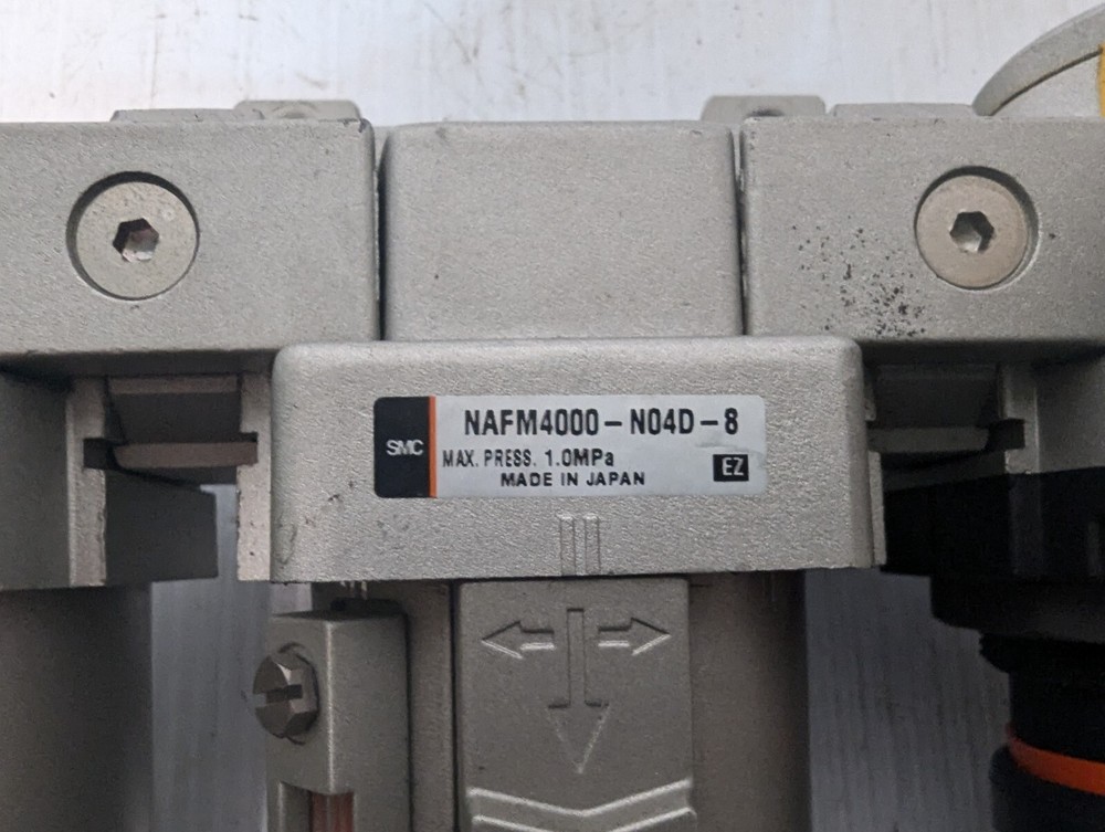 SMC Pneumatic- Regulator Assembly with NAW4000-N04 Regulator