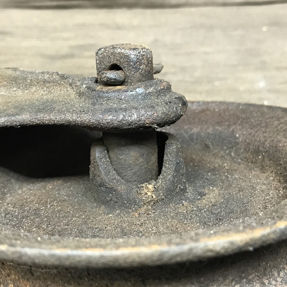 Vintage Old 5” Barn Pulley