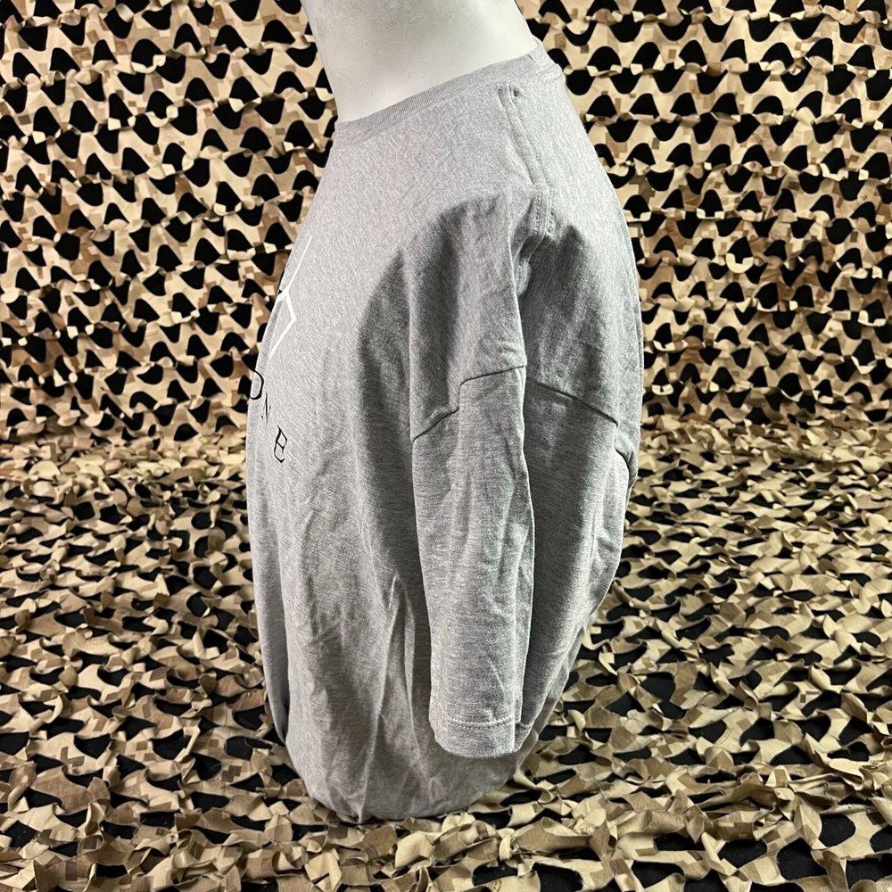 NEW Field One Basic T-Shirt - Grey - Medium