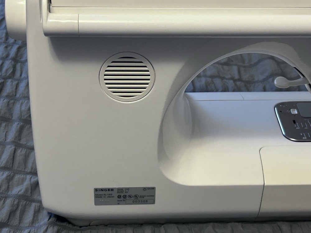 SINGER Quantum XL-150 Sewing Machine Japan Computerized Embroidery Tested READ