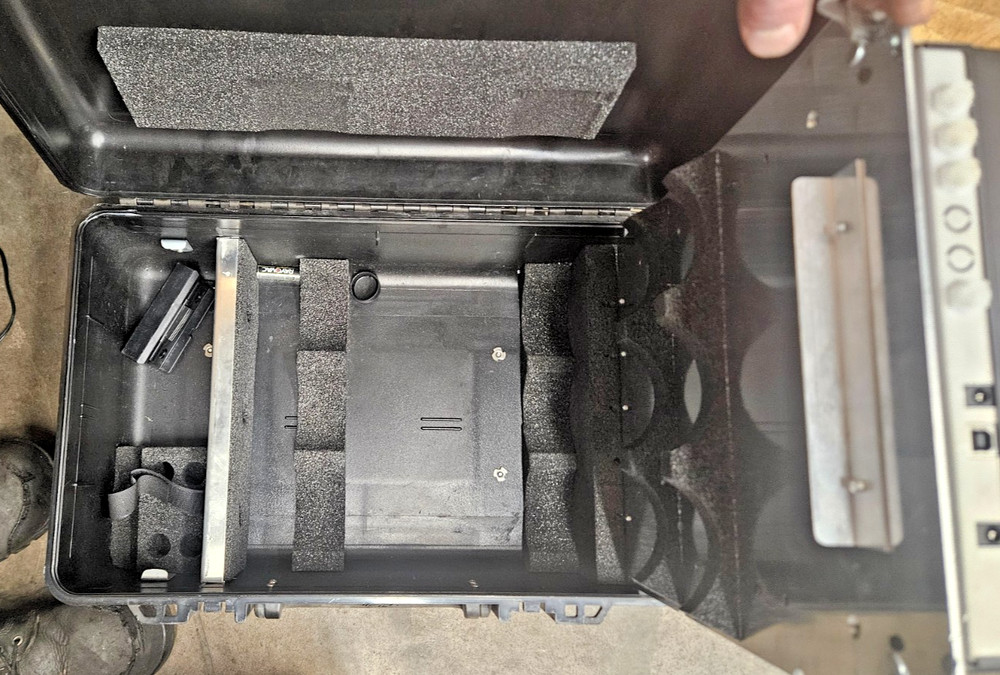 BW MICRODOCK II WITH CASE AND 4 DOCKS