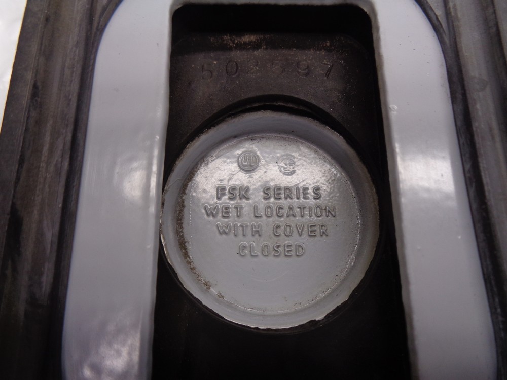 APPLETON 502597 RECEPTACLE COVER UNMP